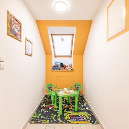 Apartment Eli كْرانْيِسكا غورا المظهر الخارجي الصورة