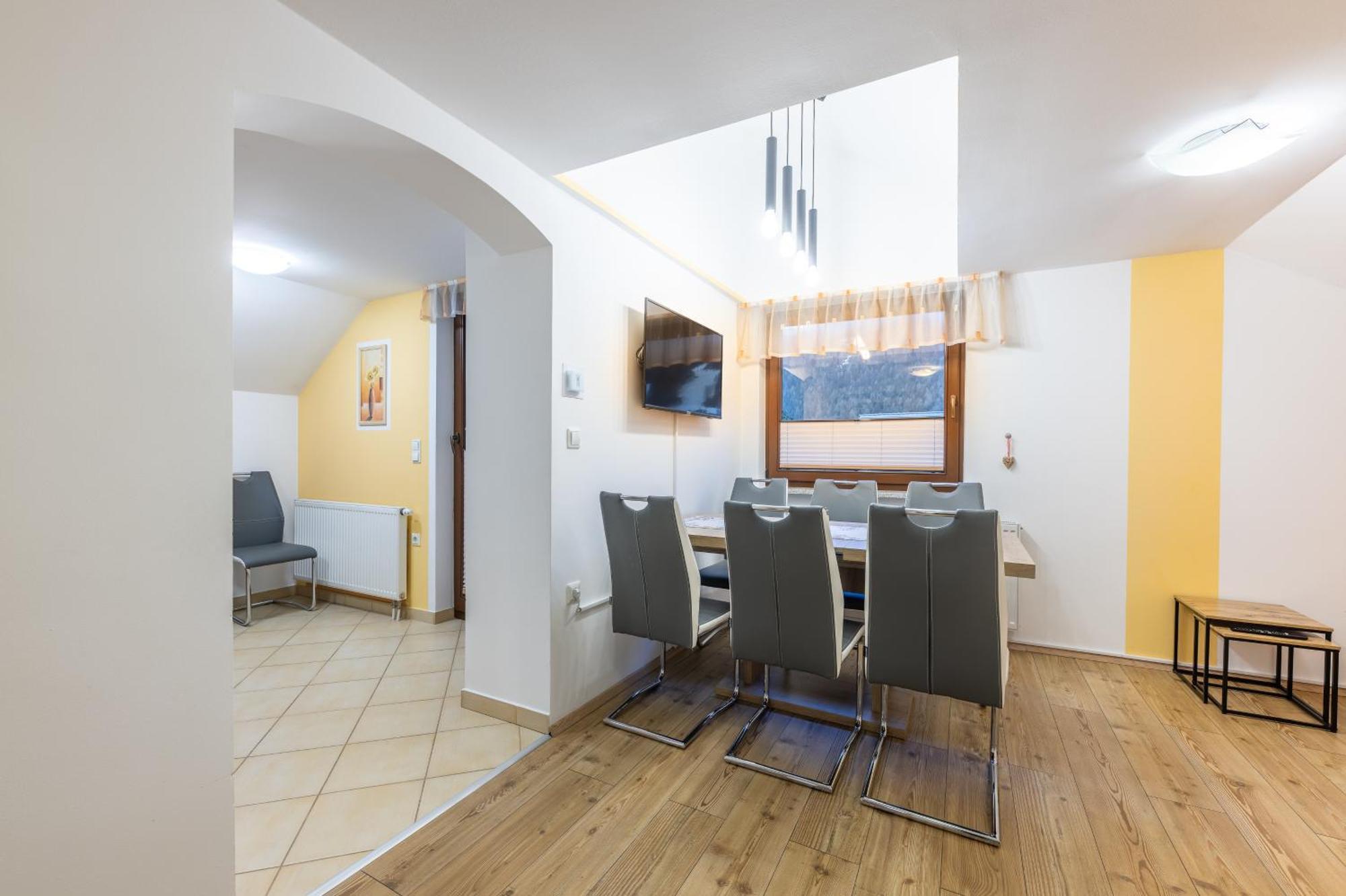 Apartment Eli كْرانْيِسكا غورا المظهر الخارجي الصورة